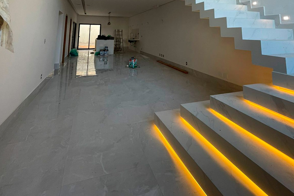 Foto de um cômodo em construção